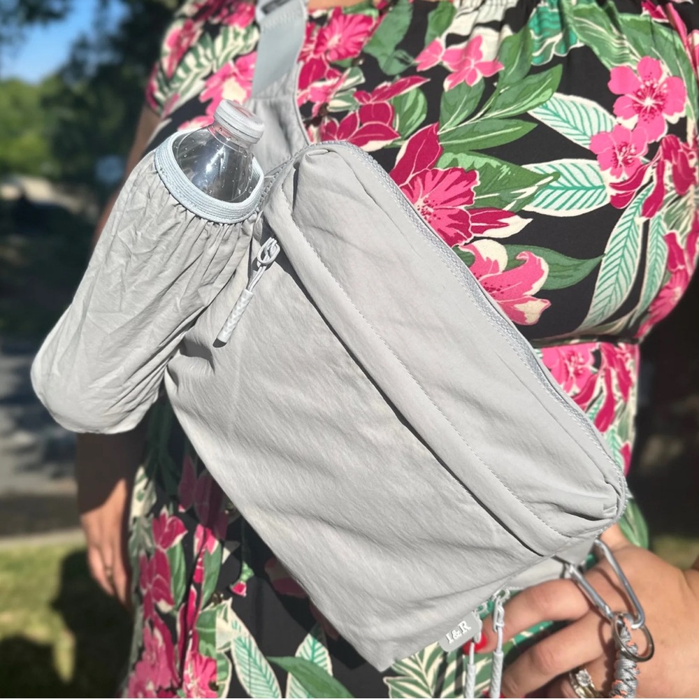 *New with tags* Iris & Rainbow 🌈 “All In One” sling/belt bag